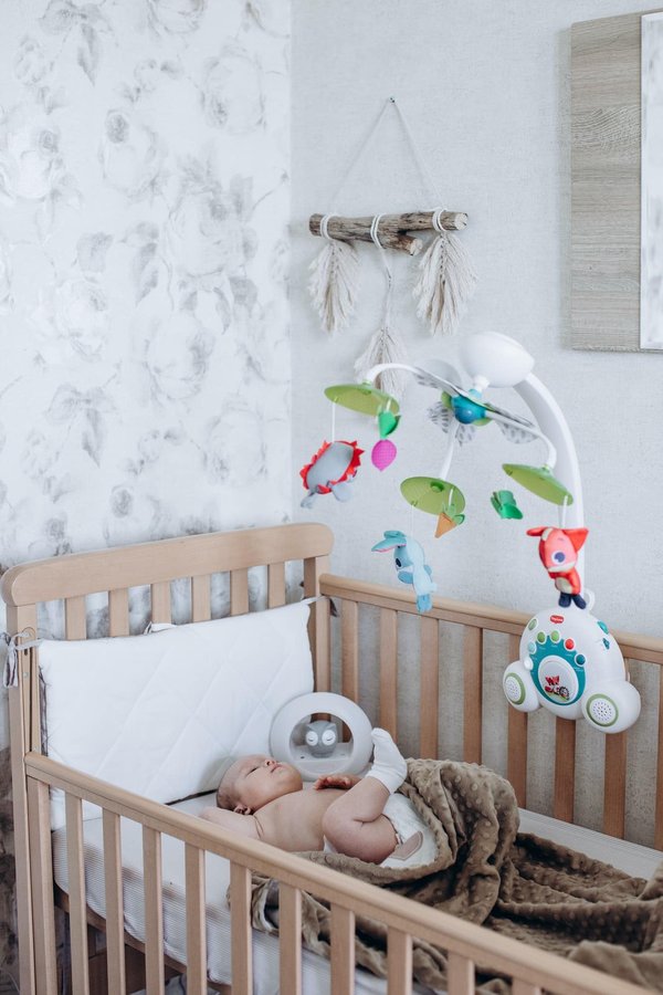 Choisir un berceau : guide pratique et conseils